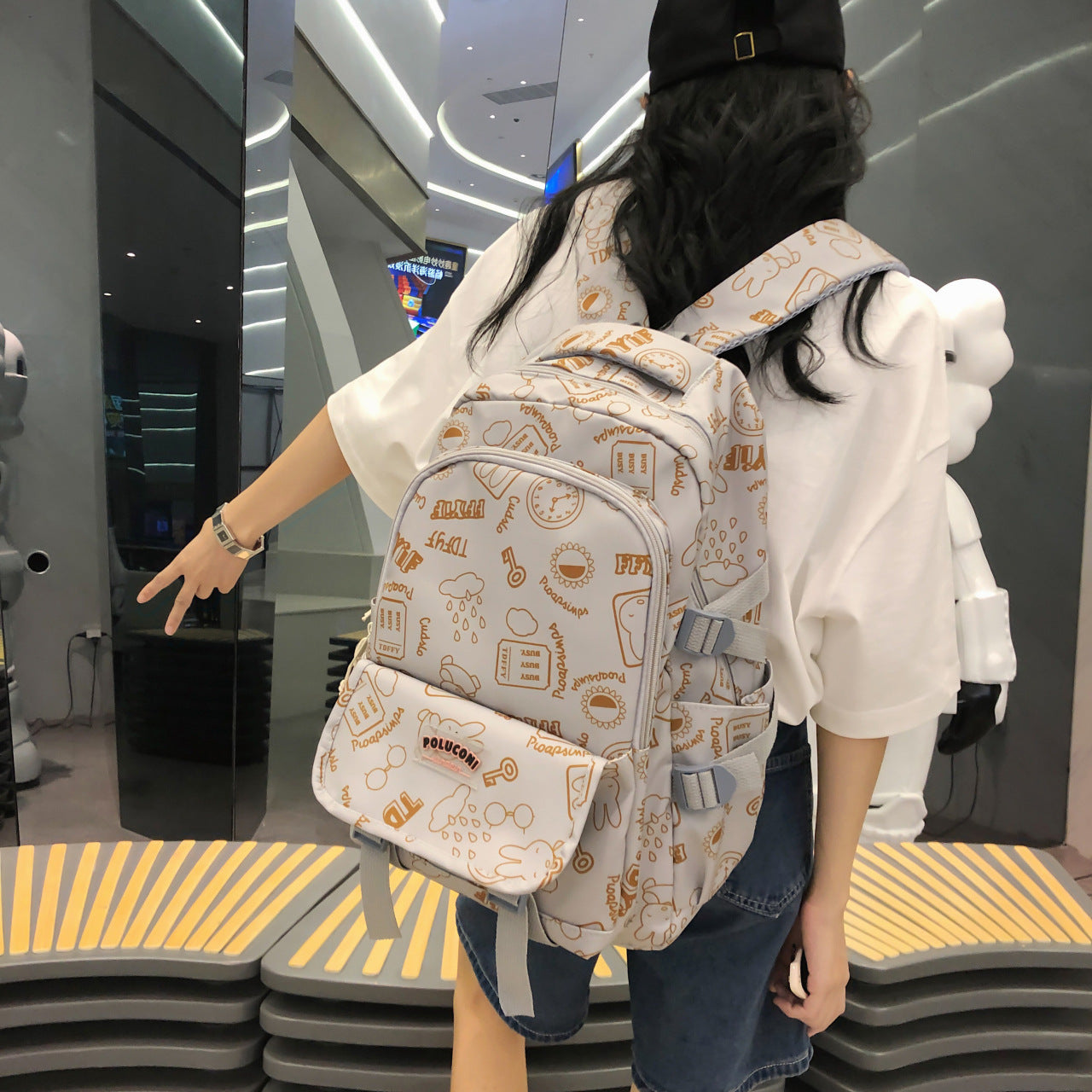 MOCHILA POLUCONI